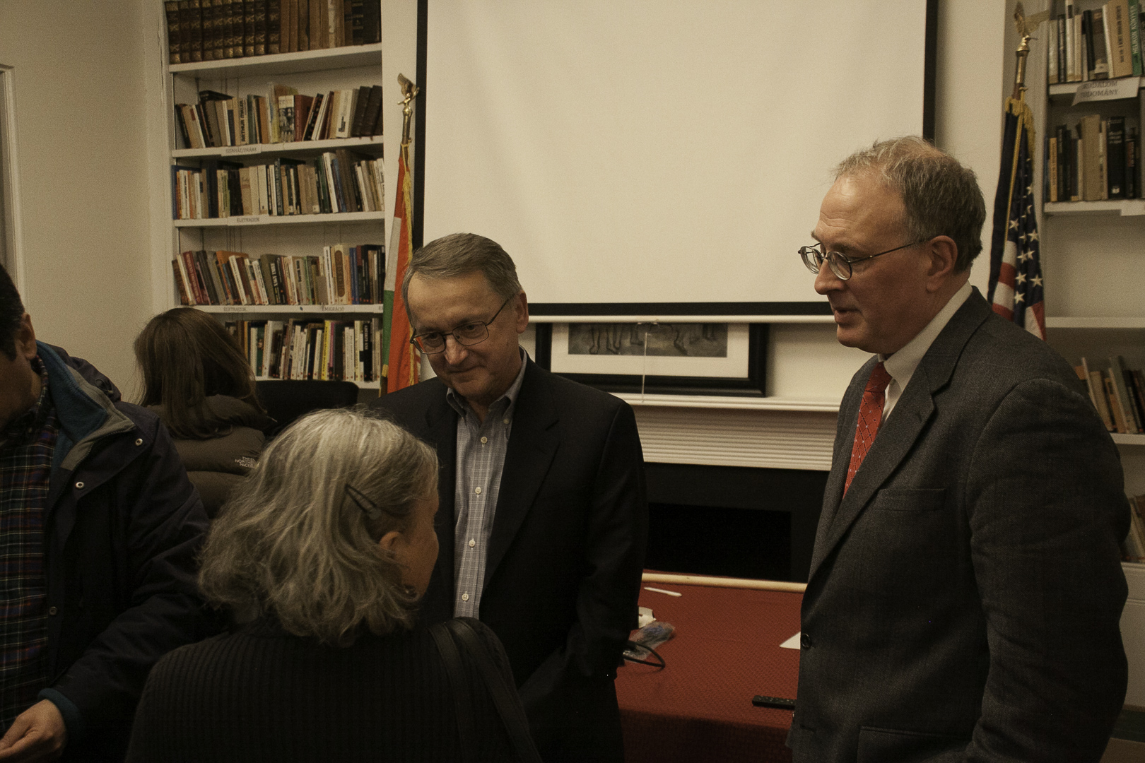 Koszorus event discussing the July 1944 book